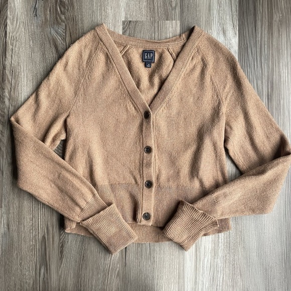 GAP Sweaters - GAP Women's Cardigan Sweater Sweater Sz M Merino‎ Wool Brown Minimalist Classic